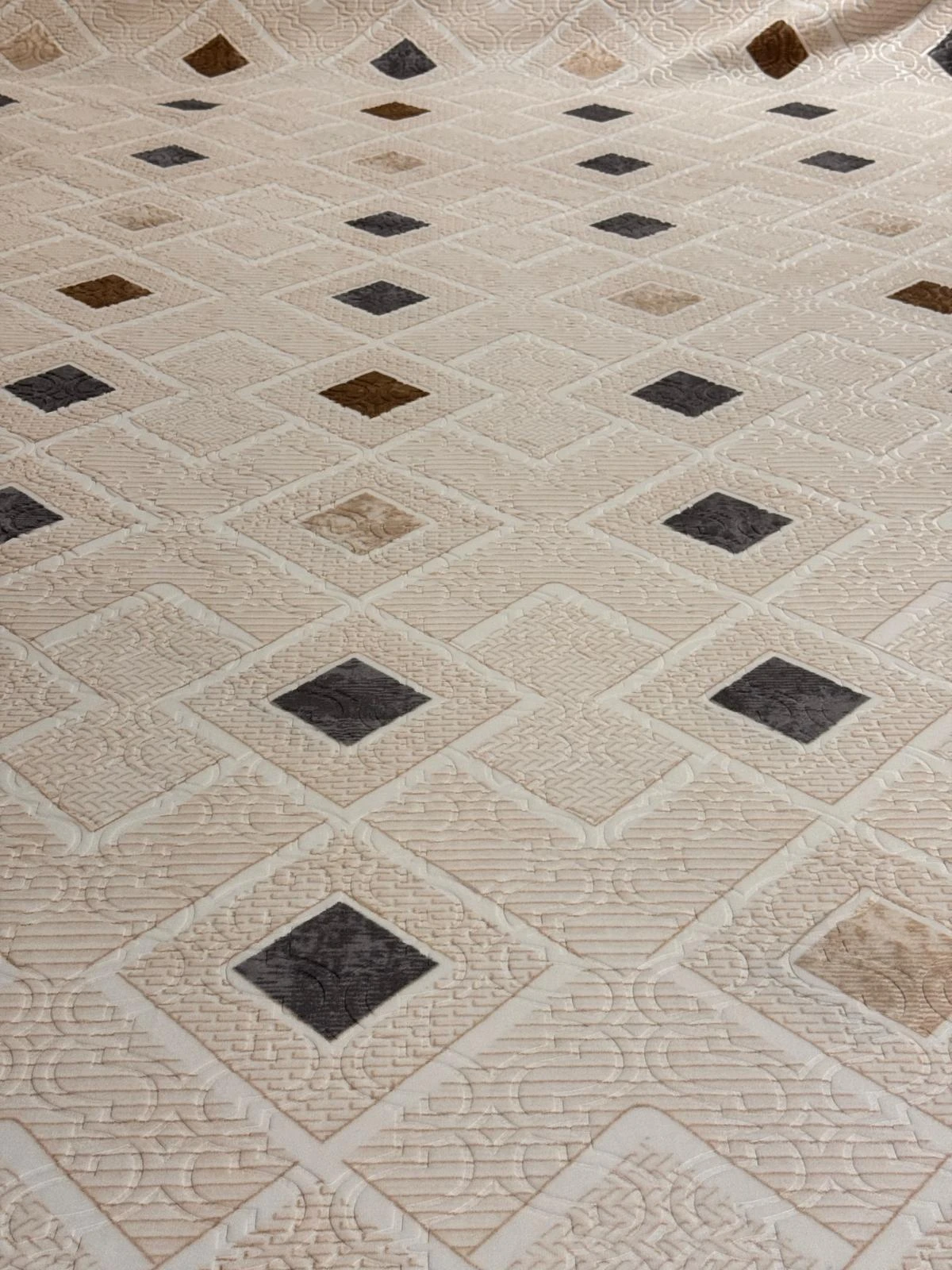 Lastiksiz(soft-polar) 6 m² halı örtüsü