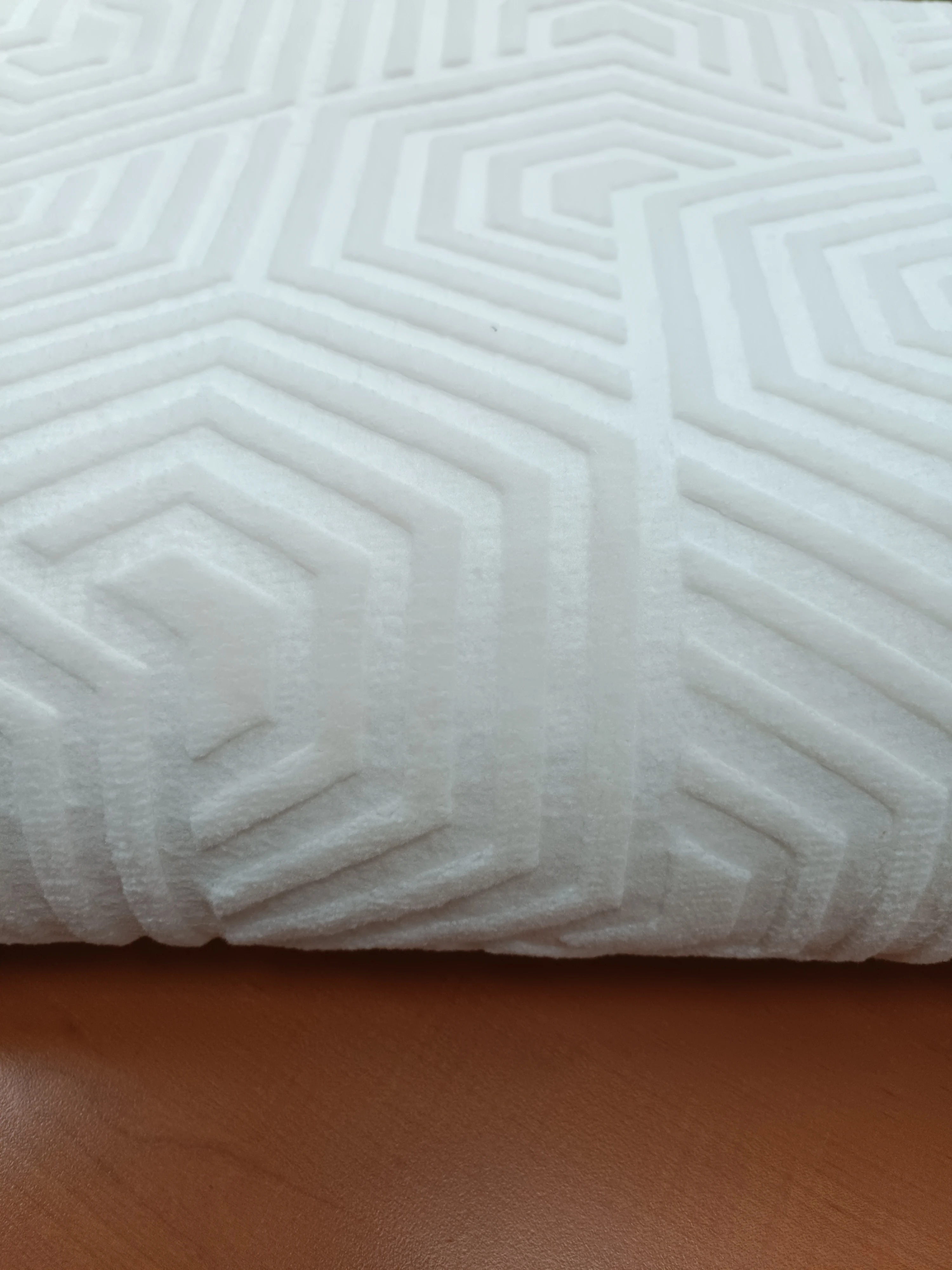 LASTİKSİZ SOFT HALI ÖRTÜSÜ (6 METRE KARE) KREM